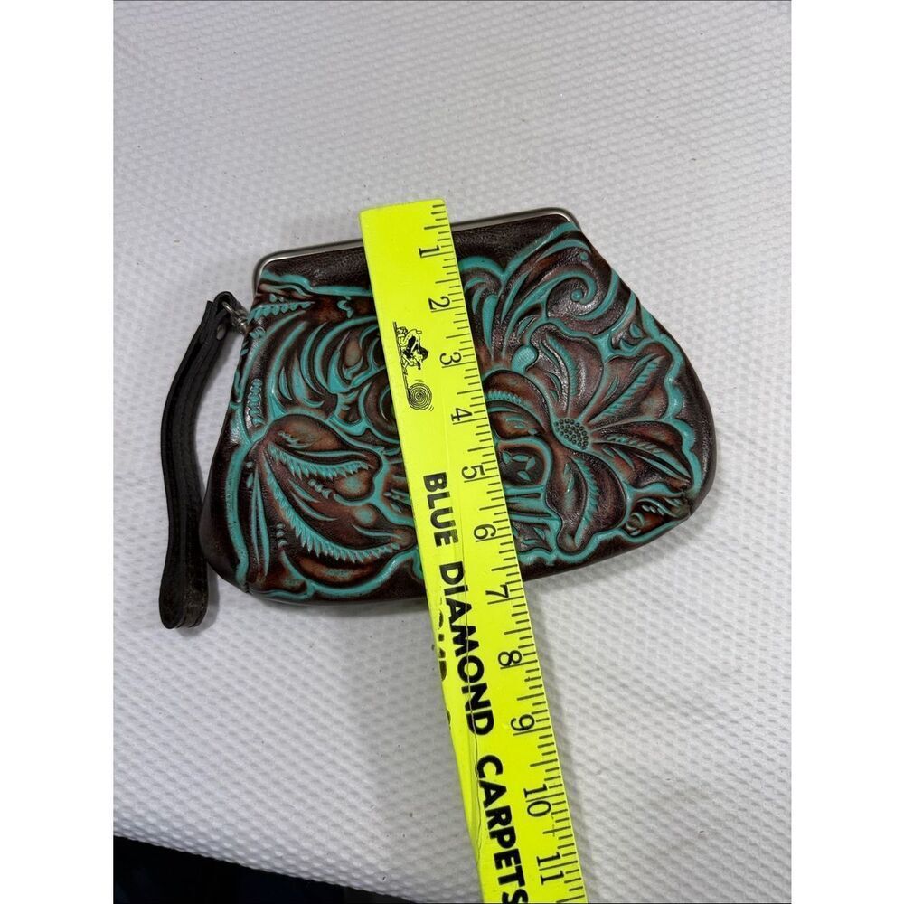 Patricia Nash Savena Wristlet - Picture 4 of 10